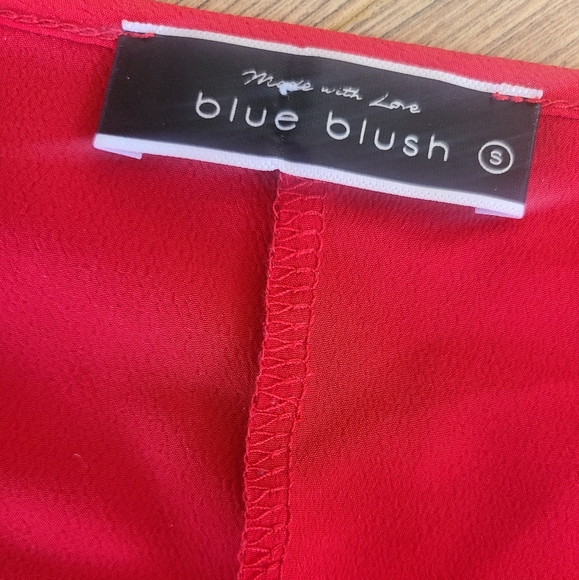 Cute Light Cropped Top Tie Front - Picture 2 of 3